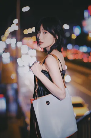 田沅时尚优雅写真图片