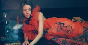 钟楚曦性感优雅写真图片_2