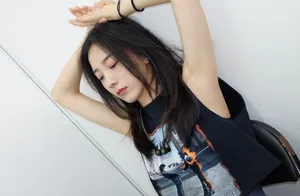 朱颜曼滋清爽率性写真图片_2