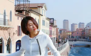 杜雨宸清新甜美街拍图片_4