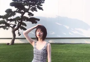 张依墨吊带裙夏日清爽写真_6