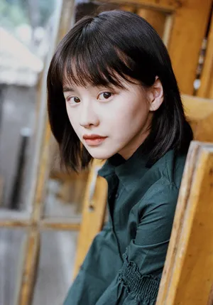 张依墨日系胶片风甜美性感图片_5