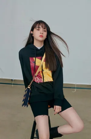 欧阳娜娜时髦休闲写真图片_4