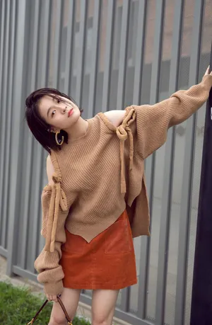 张雪迎甜美活泼街拍图片_2