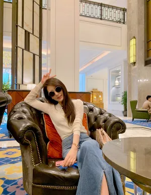 方媛甜美自拍照图片_5