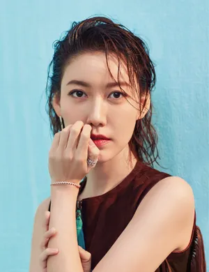 高露优雅靓丽写真图片_4
