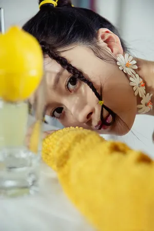 王子璇时尚俏丽写真大片_2