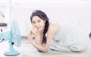 王瑛瑛夏日清爽写真图片