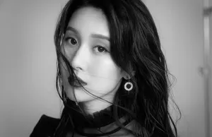 王子璇冷艳妩媚写真图片_3