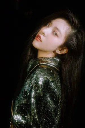 宋妍霏优雅质感写真图片_7
