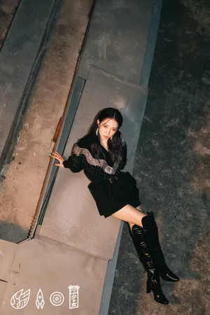 孟美岐酷美朋克风写真图片_2