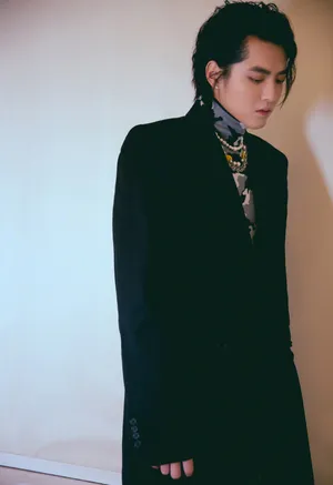 吴亦凡复古帅气写真图片_3