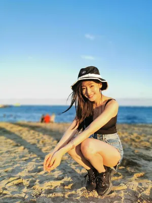 张天爱甜美沙滩写真图片_4