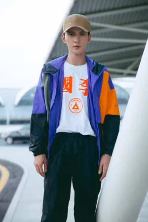 徐正溪国潮时尚机场写真图片_5