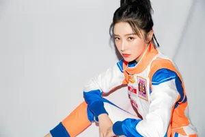 阚清子利落有型写真图片