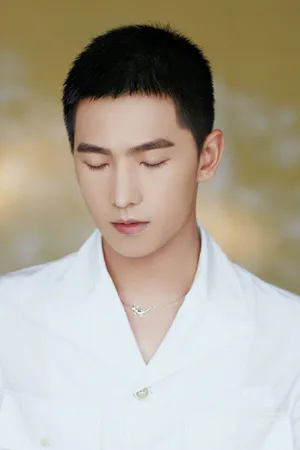杨洋白衬衫帅气写真图片_2