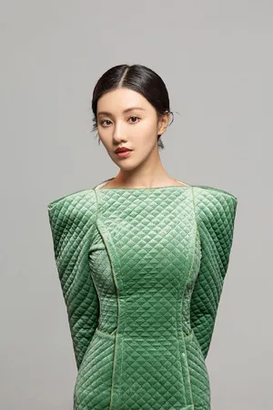 王鹤润时尚摩登写真图片_2