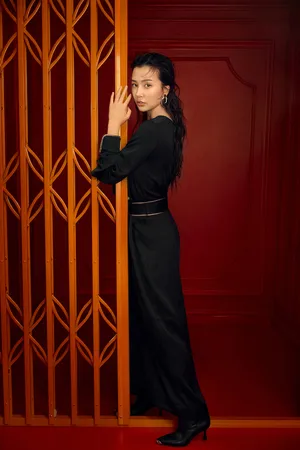 姚星彤摩登性感写真图片_6