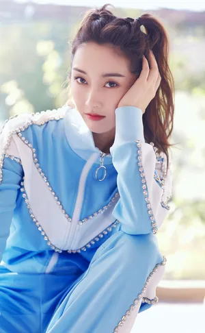 宣璐俏皮双马尾校服图片_5