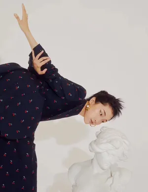 火箭少女101Yamy文艺写真图片_2