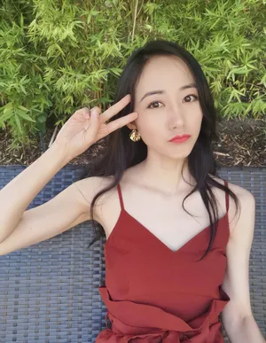 韩雪清新靓丽旅拍图片