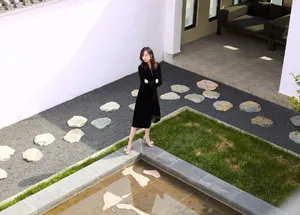 吕一优雅成熟时尚写真图片_2