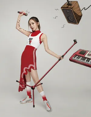 邓紫棋个性时尚写真图片