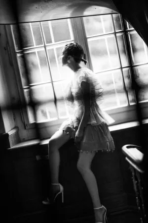 阚清子甜美优雅写真图片