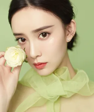 孟子义甜美靓丽写真图片
