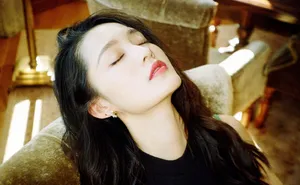 李沁性感养眼写真图片_1
