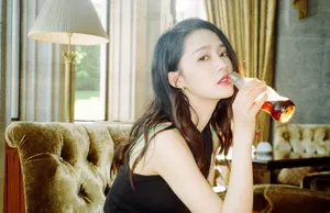李沁性感养眼写真图片_3