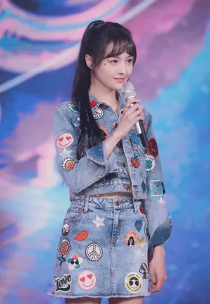 郑爽清爽仙气生日会图片_7