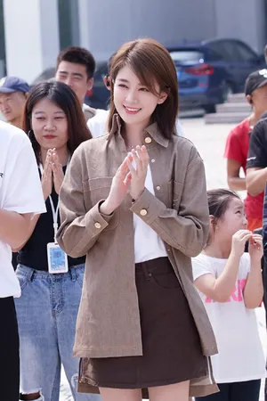 乔欣清新甜美活动图片