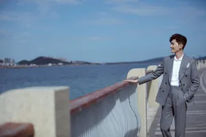 张翰帅气英伦风西装写真图片_6