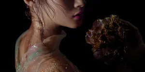 关晓彤唯美国风写真图片_2