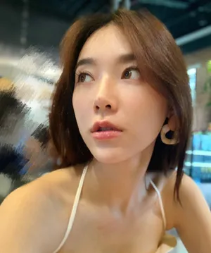宁心清新粉嫩自拍图片_3