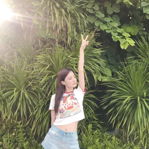 徐璐清新草帽女孩写真图片_2