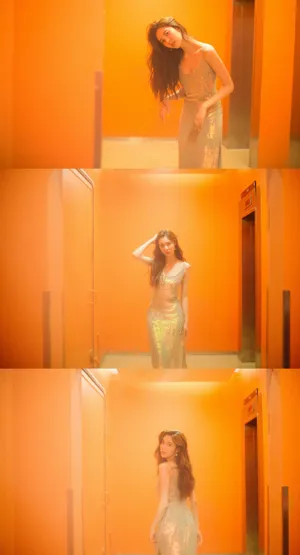 宋妍霏亮片裙优雅写真图片_3