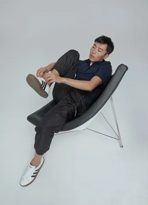 王森时尚帅气写真图片_2