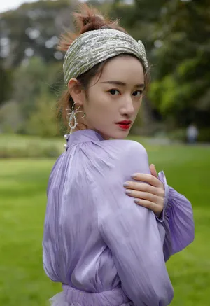 郭晓婷紫色优雅写真图片_2