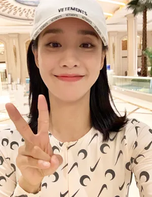 王智曼妙身姿生活照图片_2