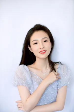 吴倩优雅仙气活动写真图片_10