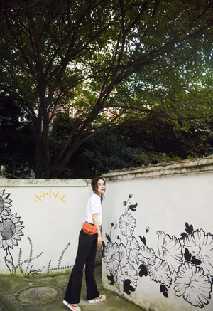 袁姗姗清新俏丽街拍图片_2
