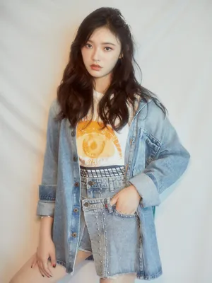 林允清新甜酷写真图片