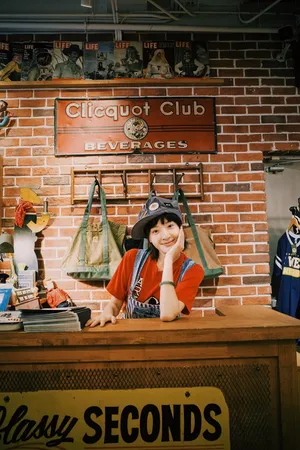 孙铱最新Vintage写真图片_5