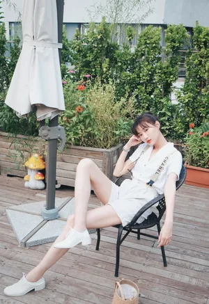 李斯羽甜美休闲写真图片_5