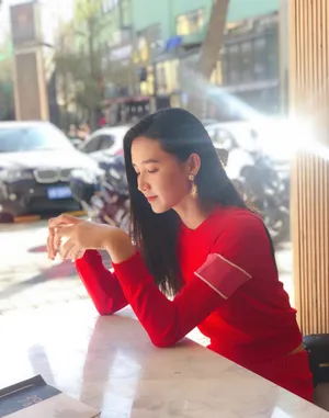 周开开甜美性感生活照图片_4