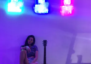 周开开时尚性感写真图片
