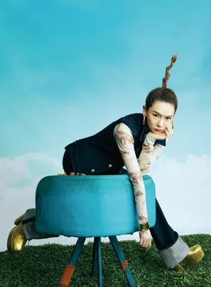 戚薇复古大片写真图片_4