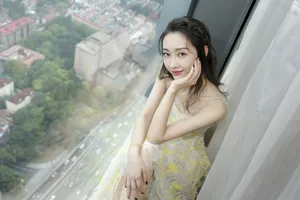 宣璐吊带裙性感写真图片_3